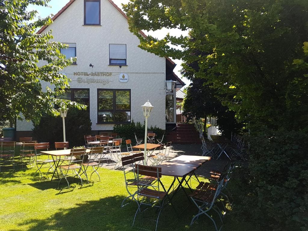 Hotel Schwarze - Main view