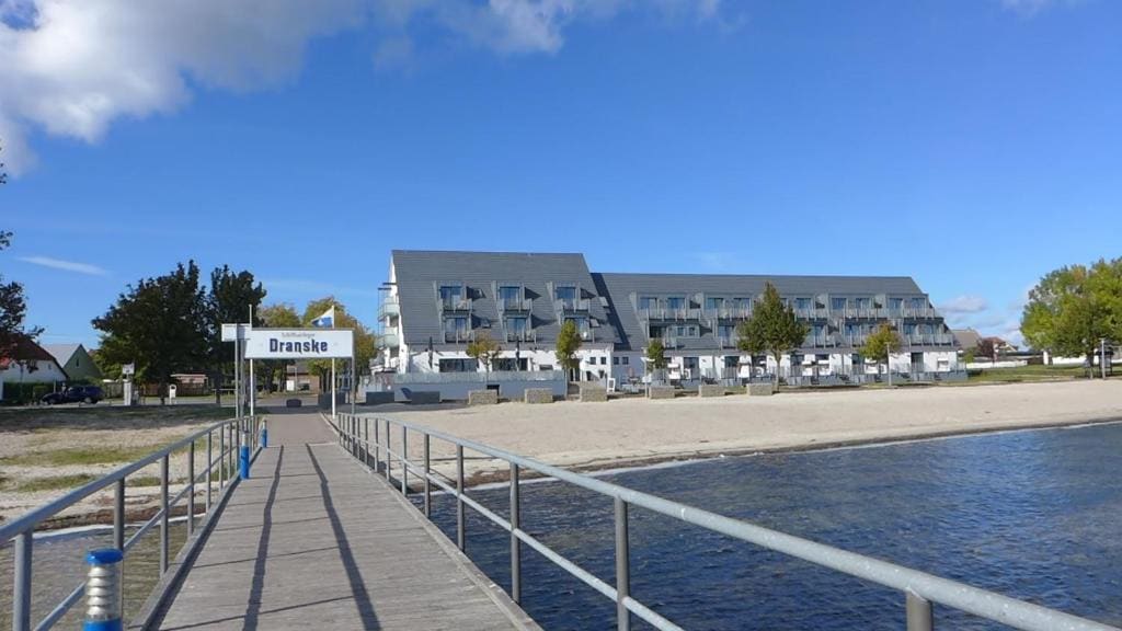Strandhotel Dranske - Main view