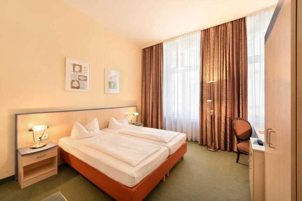 Hotel Tiergarten Berlin - View 2
