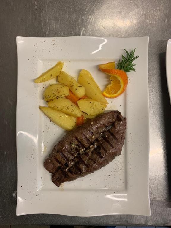 Hotel und Restaurant Zeus - View 5
