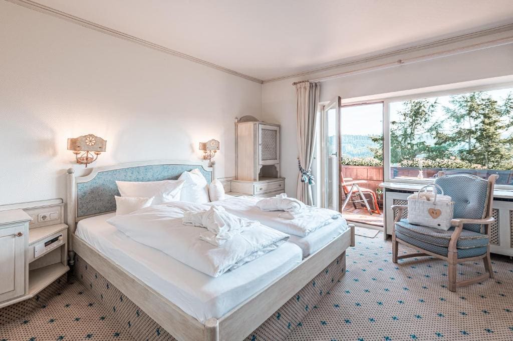 Mittelburg Wellnesshotel - View 2