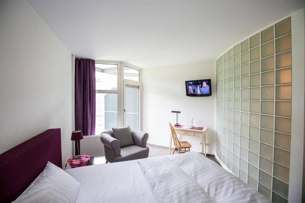 Wald & Golfhotel Lottental - View 7
