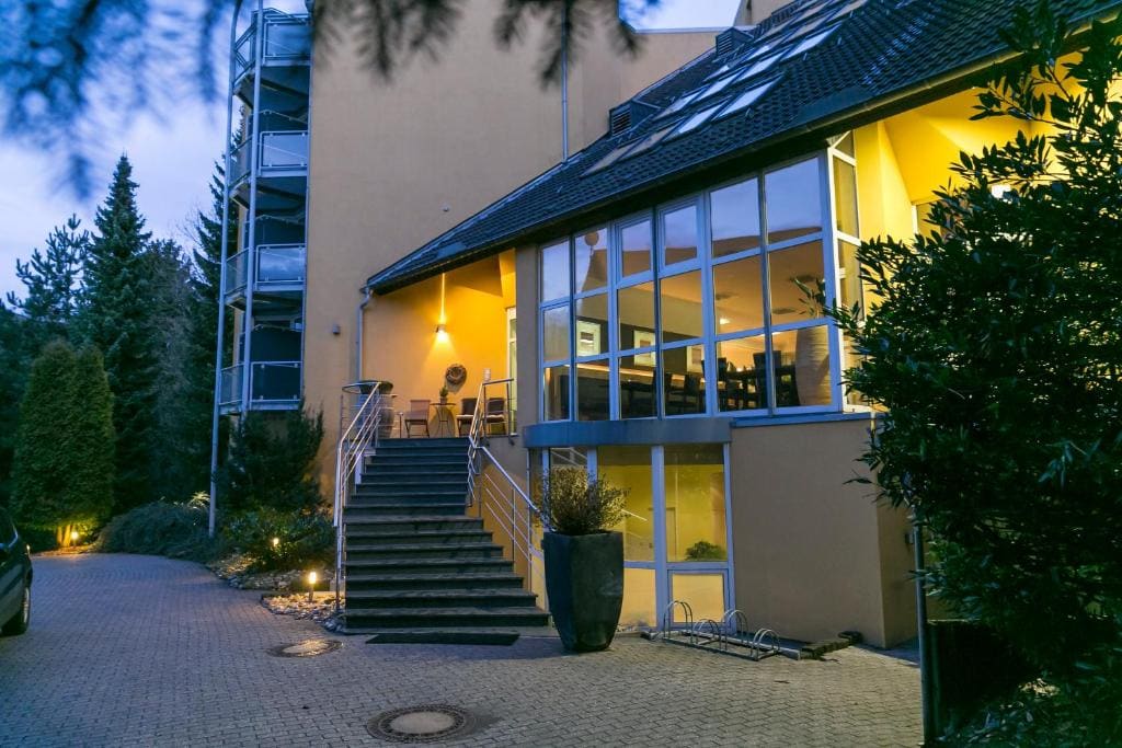 Wald & Golfhotel Lottental - Main view