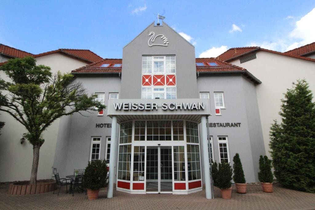 Hotel Weisser Schwan - Main view