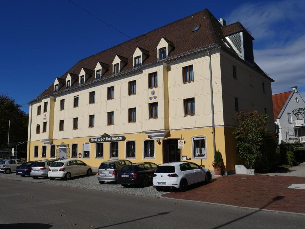 Hotel Zu den Drei Kronen - Main view