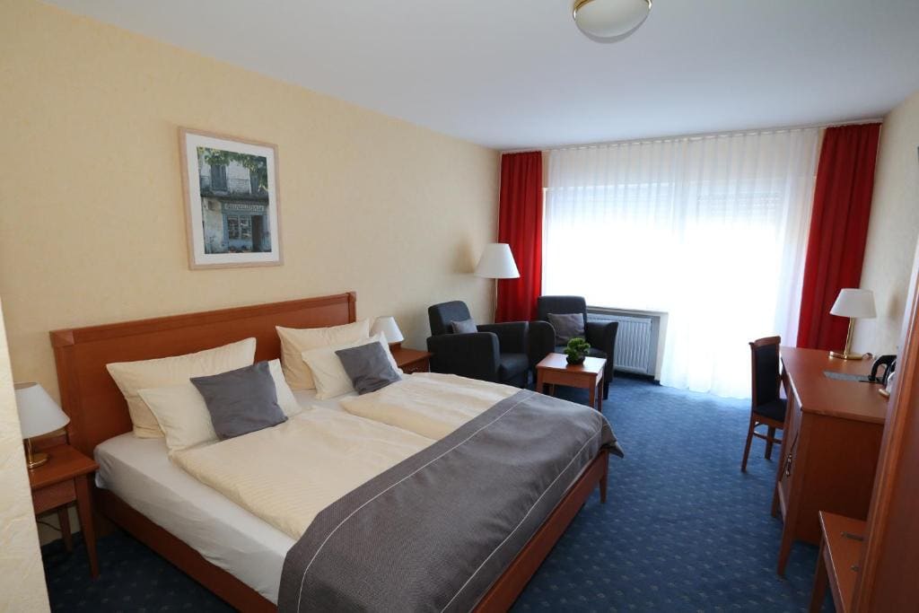 Hotel Ännchen - View 2