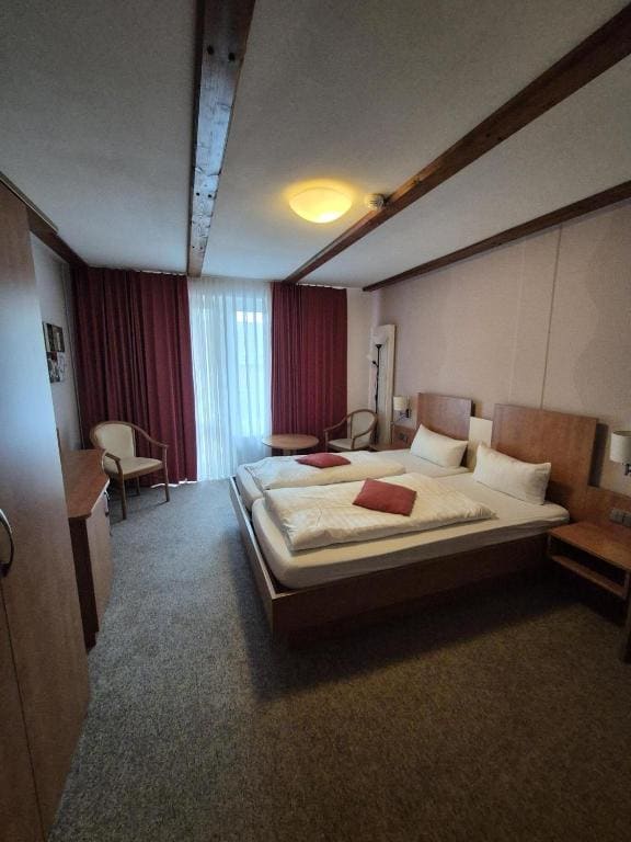 Hotel zur Krone - View 2