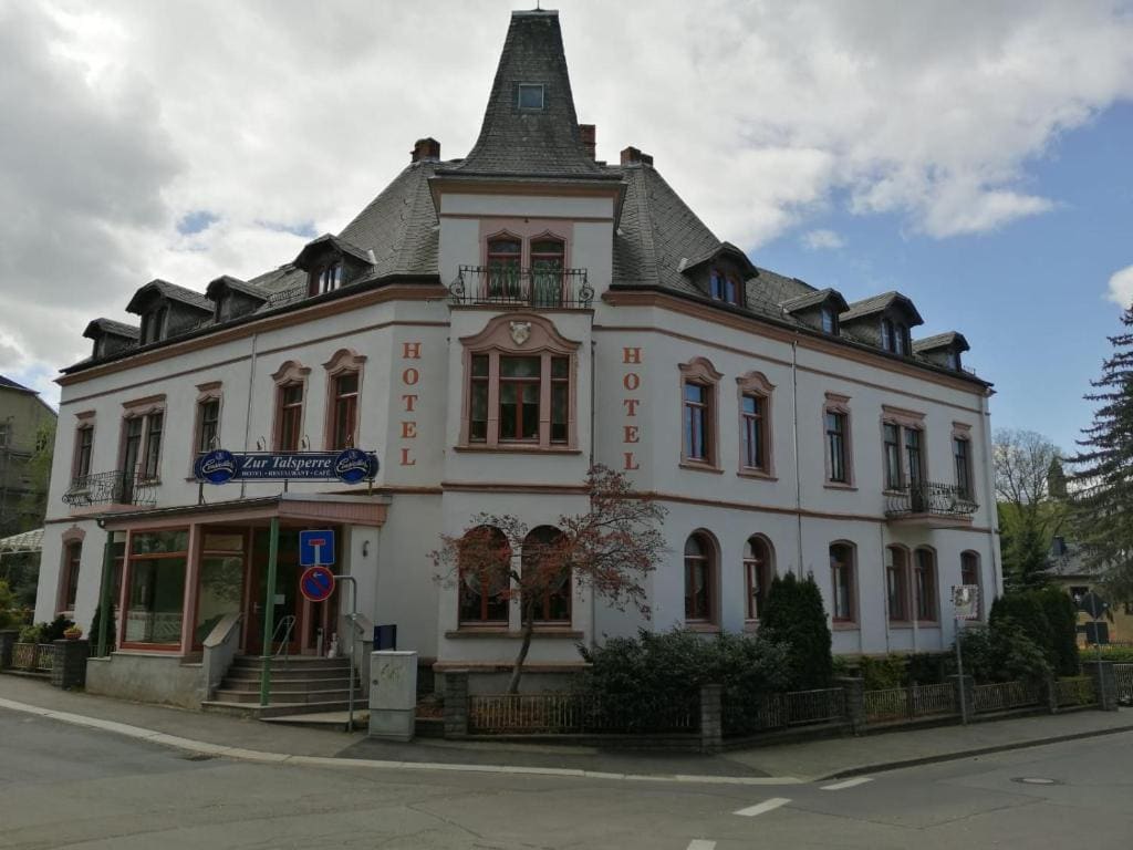 Cafe Zur Talsperre - Main view
