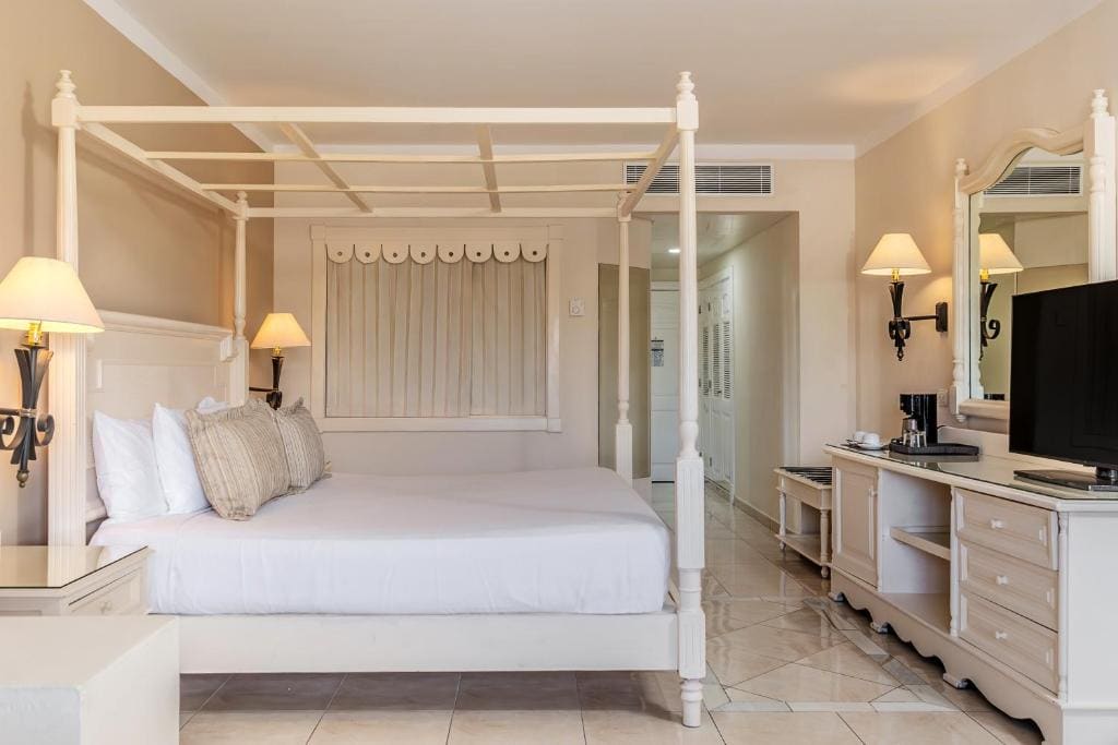 Bahia Principe Escape Aquamarine - Hyatt All Inclusive - View 6