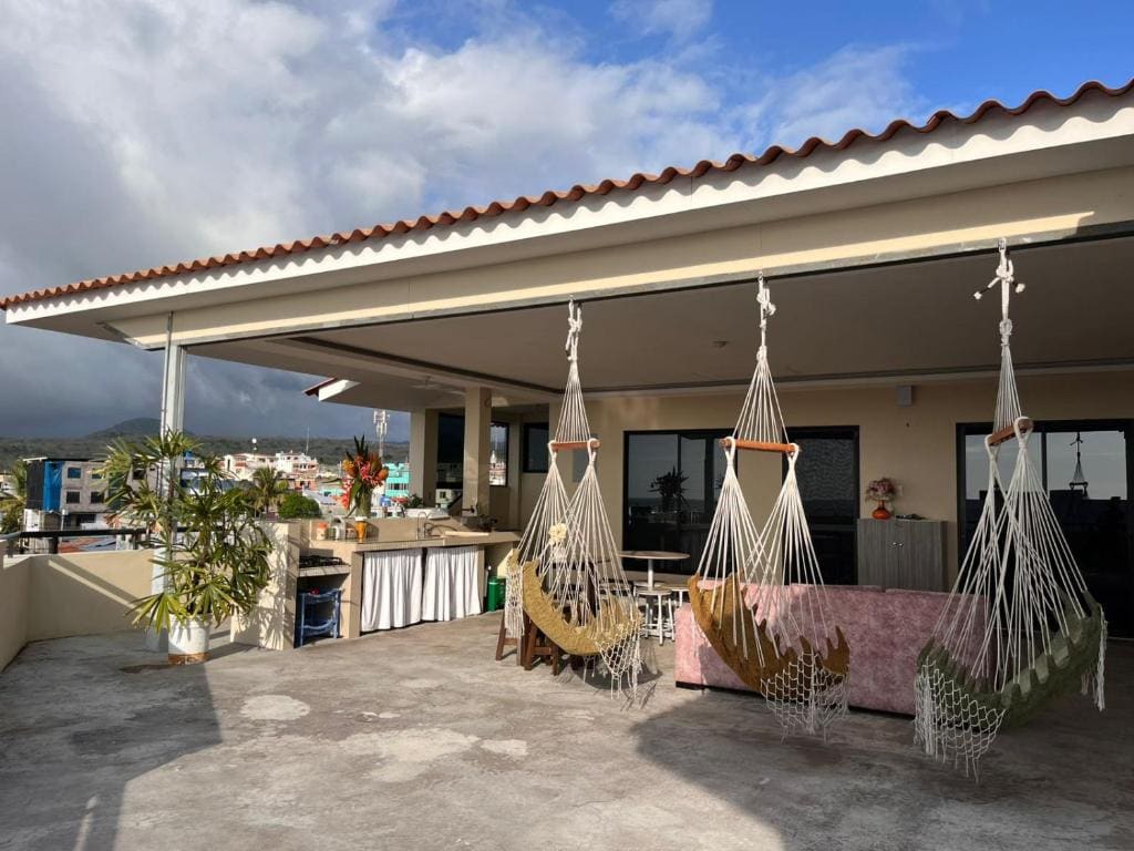 Ocean View Suite Cuencano's House - Main view