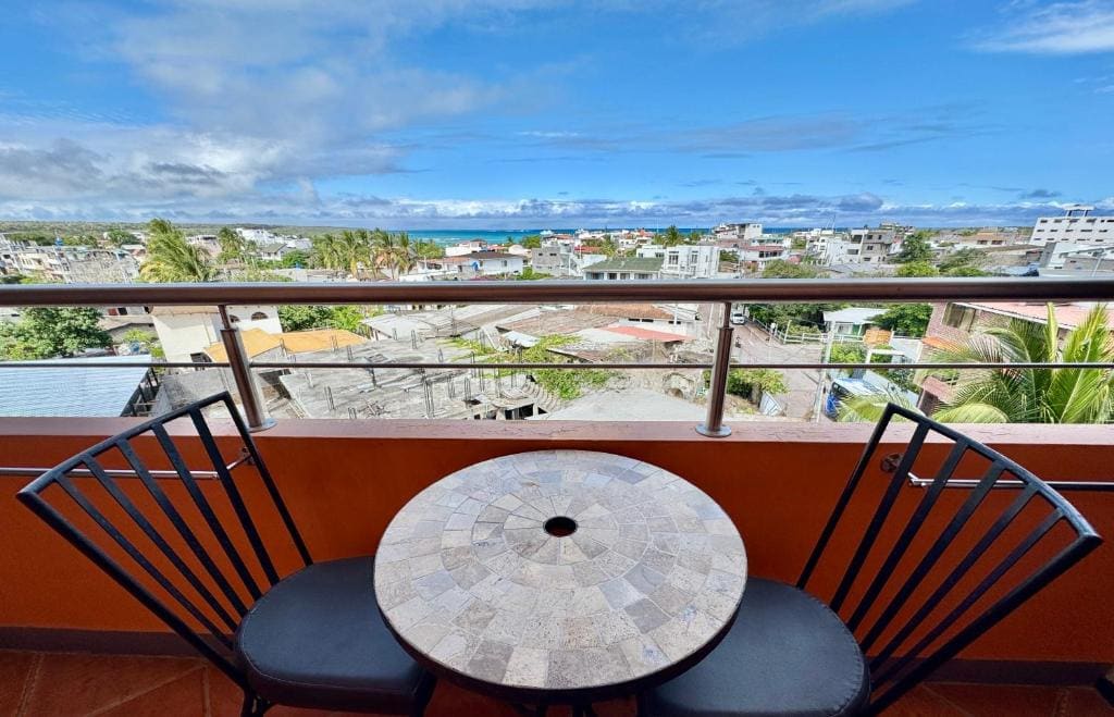 Torre Mar Galapagos Boutique Suites - View 5