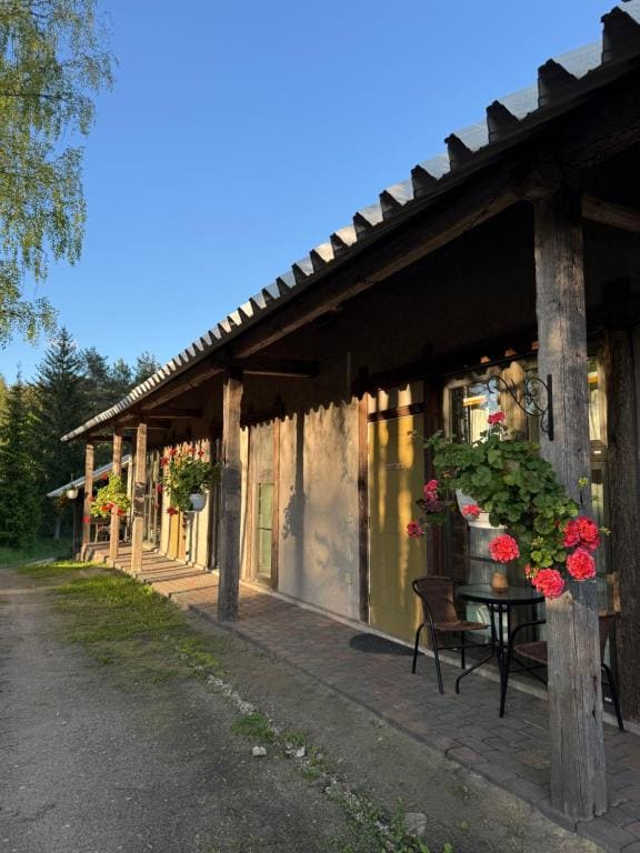Eha Farmstay - Main view