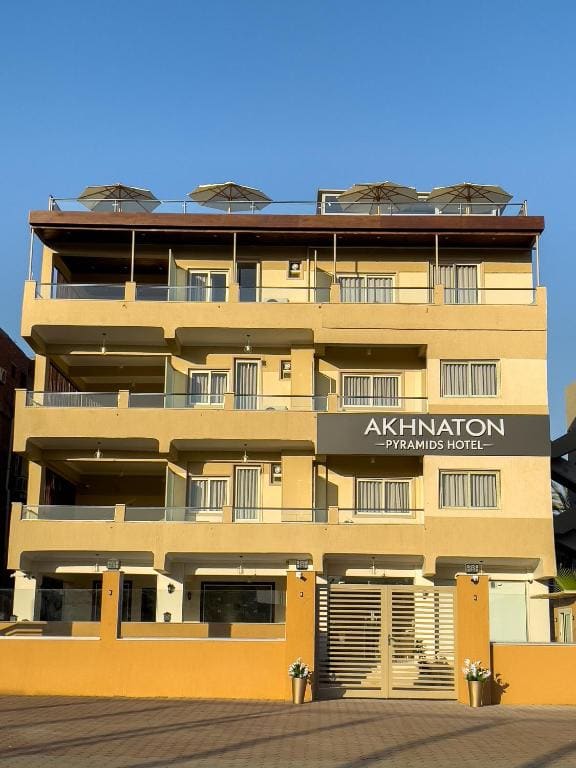 AKHNATON Pyramids View Hotel - Main view