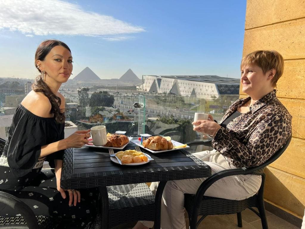 Asia Grand Museum & Pyramids view - Foto 7