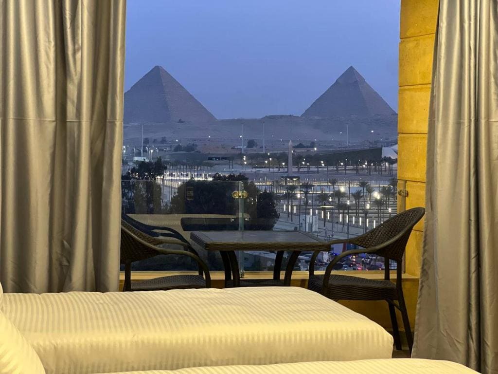 Asia Grand Museum & Pyramids view - Foto principal