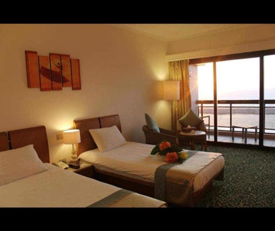 pyramids Egypt guest huose - Main view