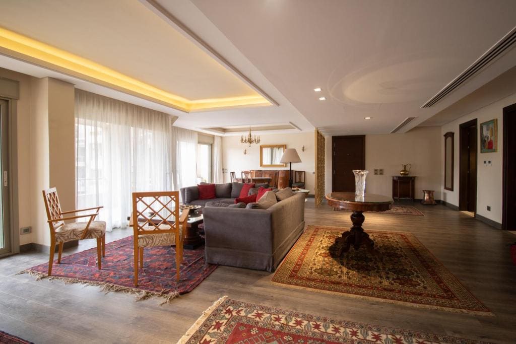 Luxury Rooms in the Heart of Pyramids - View 3
