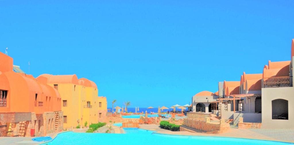 Rohanou Beach Resort - View 4