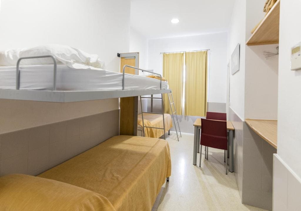 Albergue Inturjoven Malaga - Vista 4