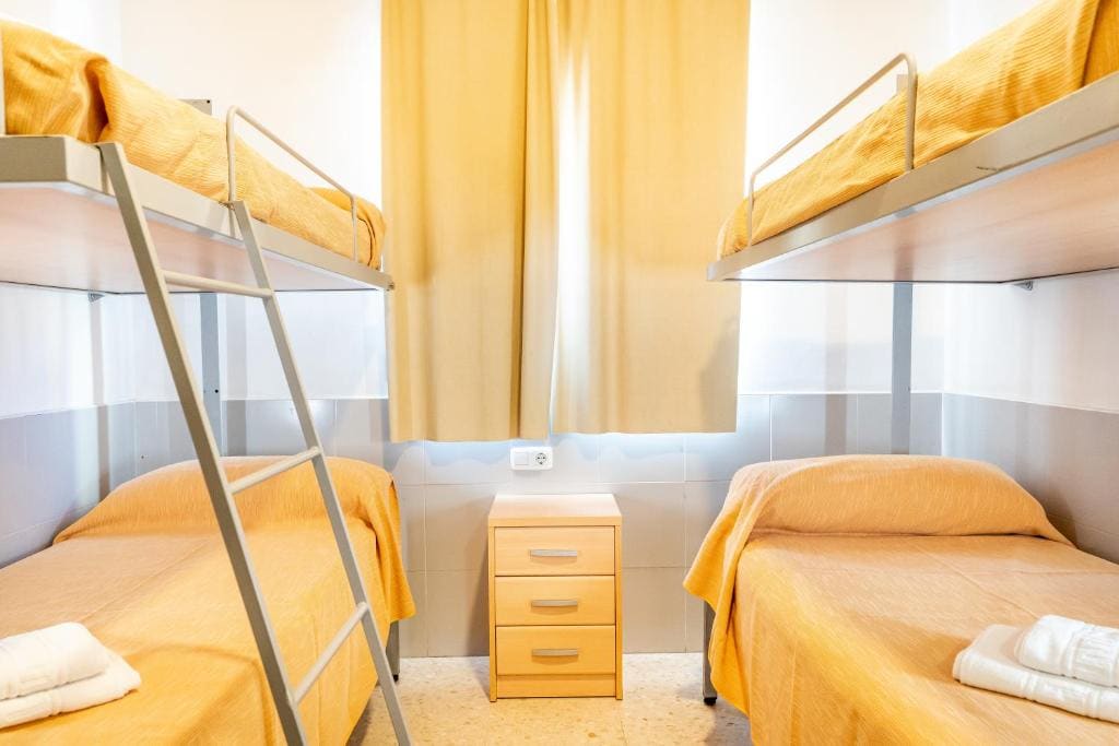 Albergue Inturjoven Malaga - Vista principal