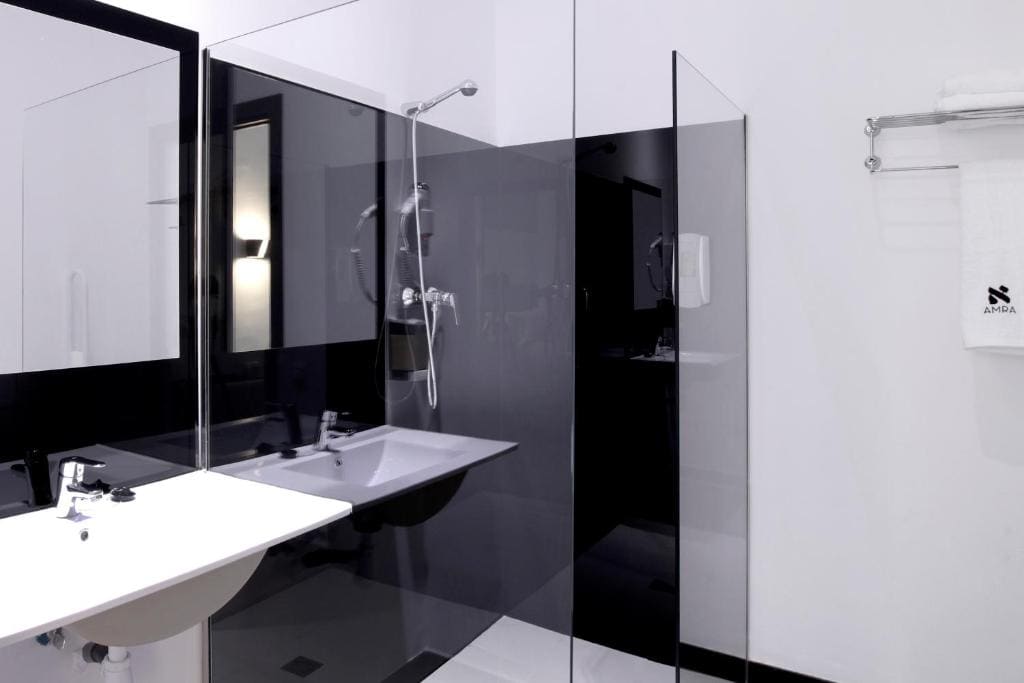 Amra Barcelona Caspe - View 7