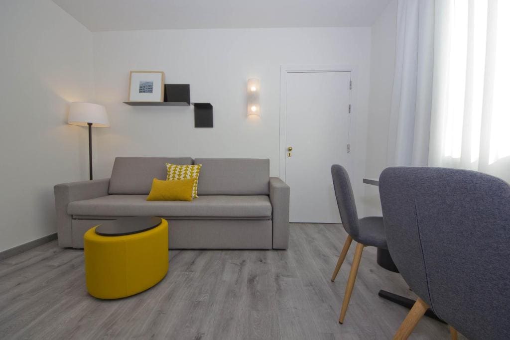 Aparthotel Atenea Valles - View 2