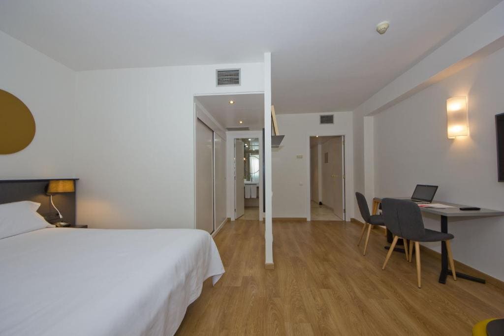 Aparthotel Atenea Valles - View 7