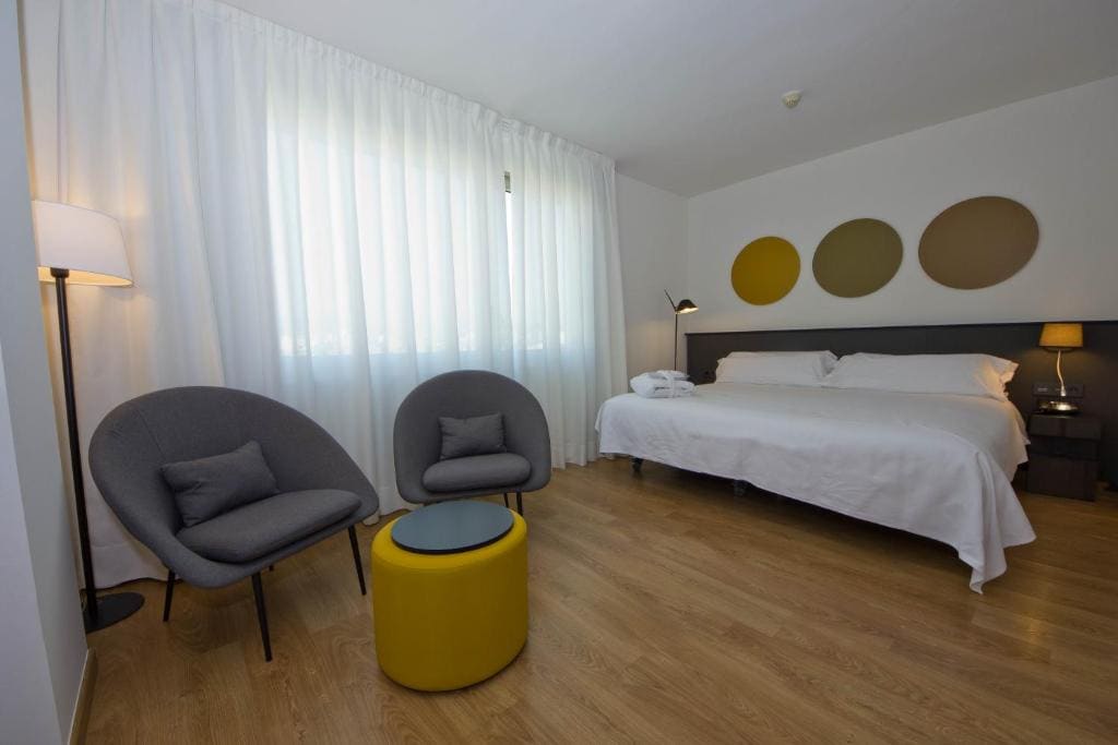 Aparthotel Atenea Valles - View 4