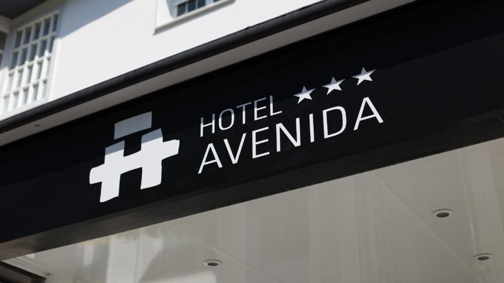 Hotel Avenida - Main view