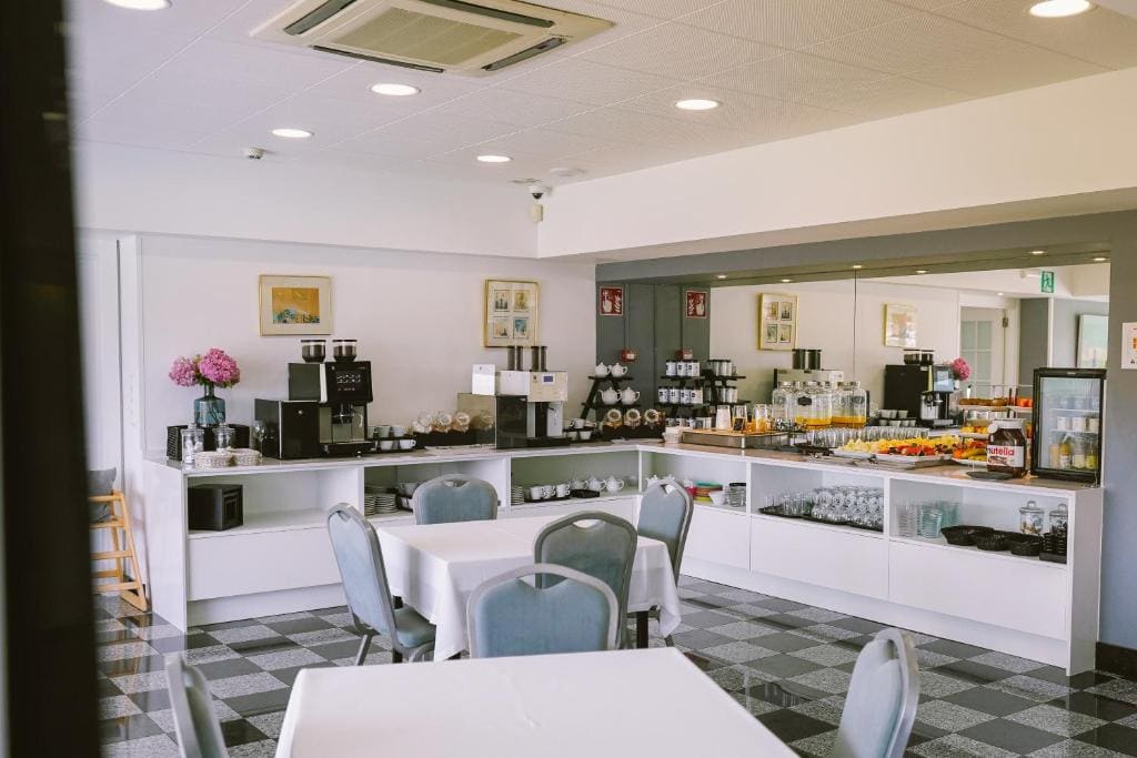 Hotel Avenida - View 3