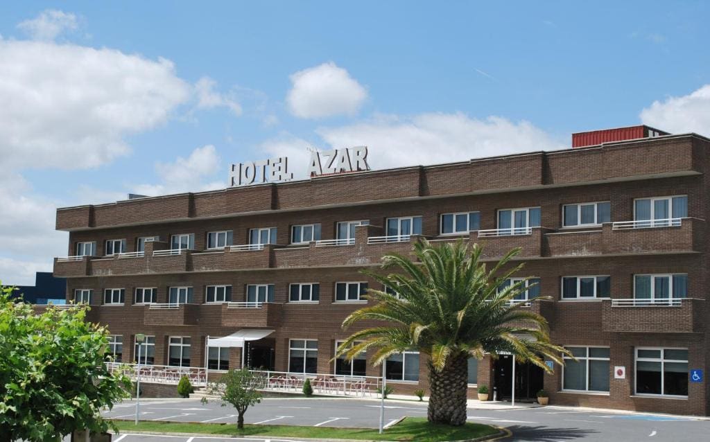 Hotel Azar - Main view