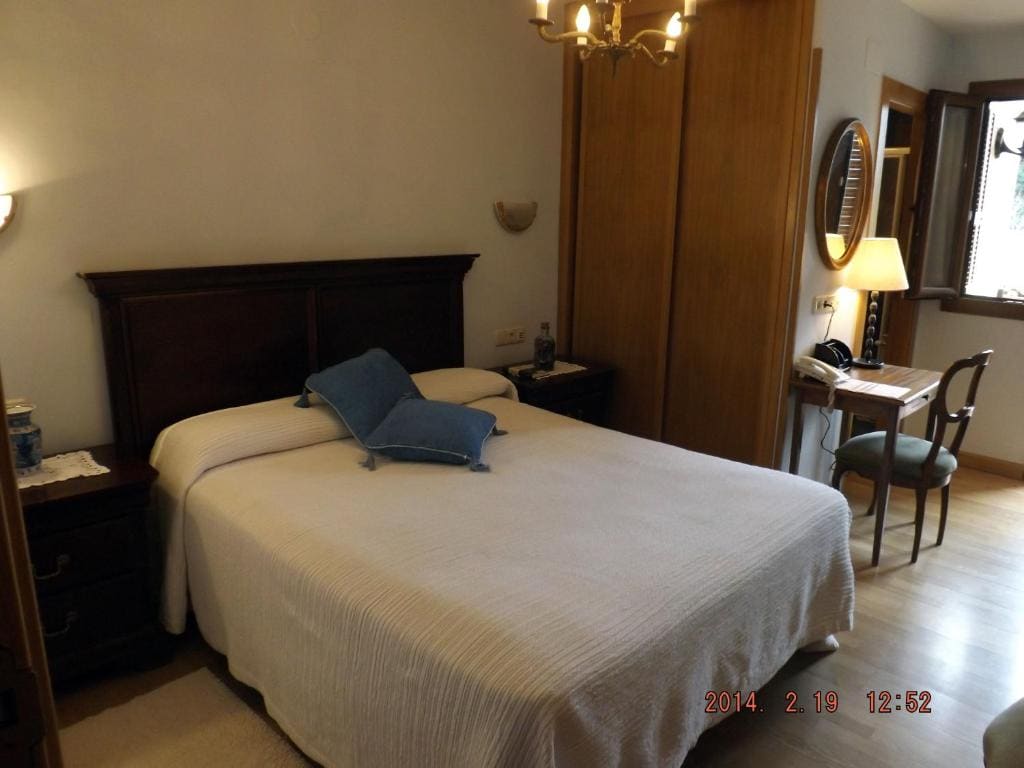 Hotel Azkue - View 6