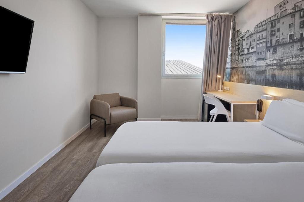 B&B HOTEL Girona 3 - View 3