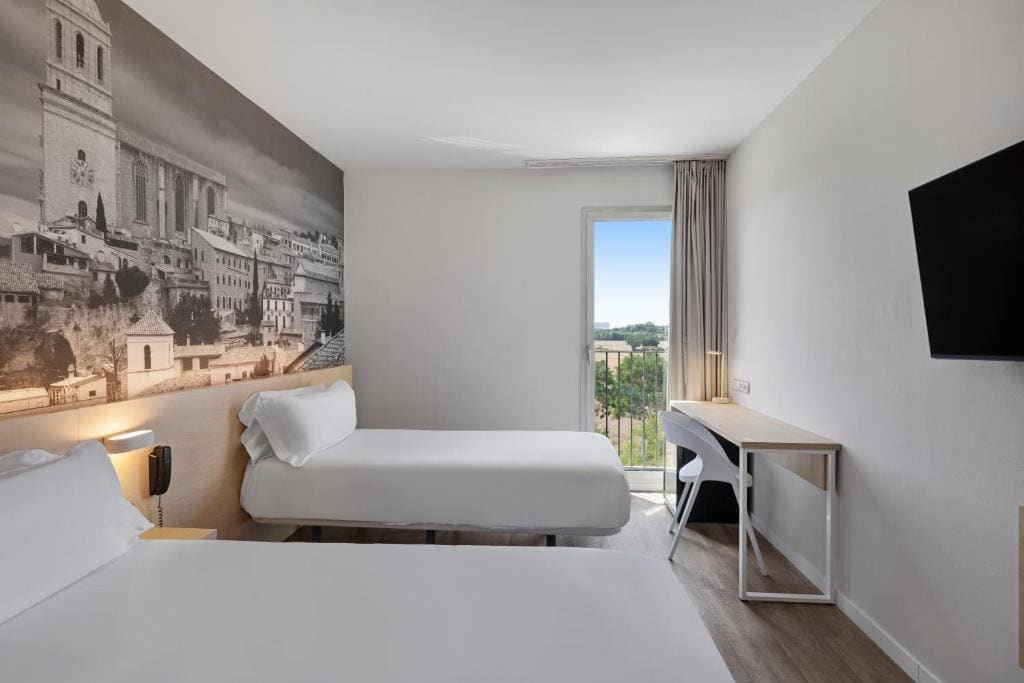 B&B HOTEL Girona 3 - View 7