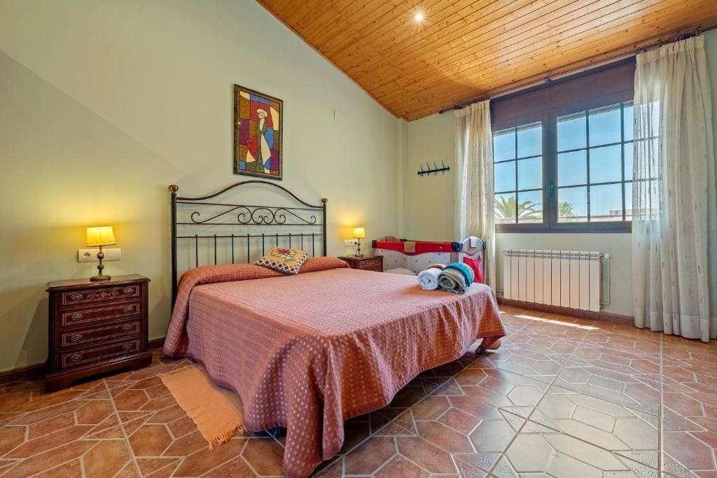 Casa Pont - View 3