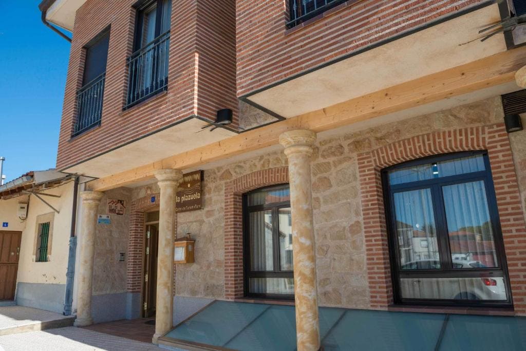 Hotel Rural La Plazuela - Main view