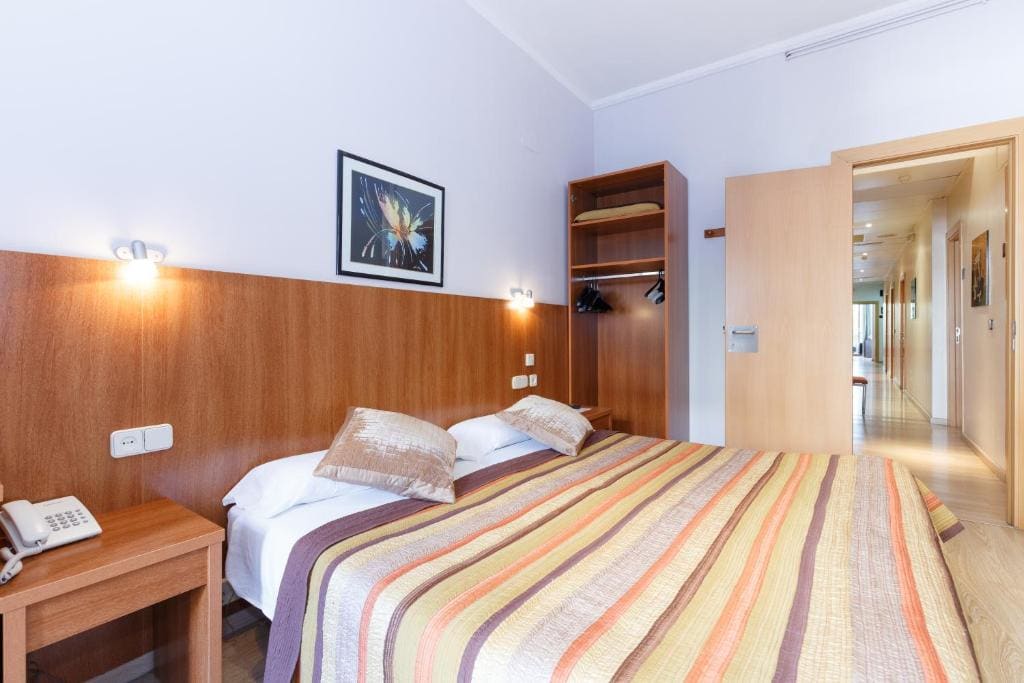 Ciudad Condal Hostal - Paseo de Gracia - View 2
