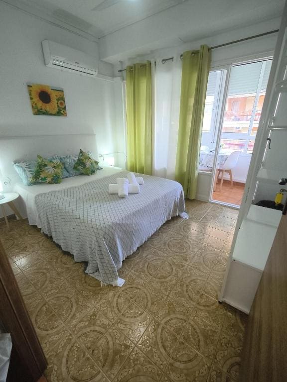 DM CITY CENTRE Alicante Rooms - Main view
