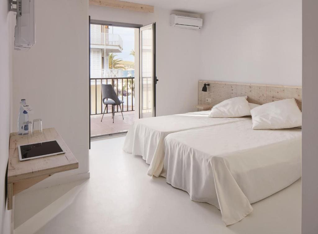 Hotel Eolo - View 2
