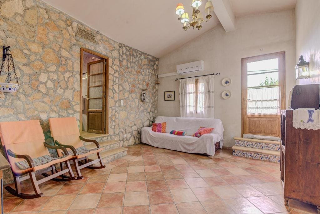 Finca Can Garbeta by Rentallorca - View 4