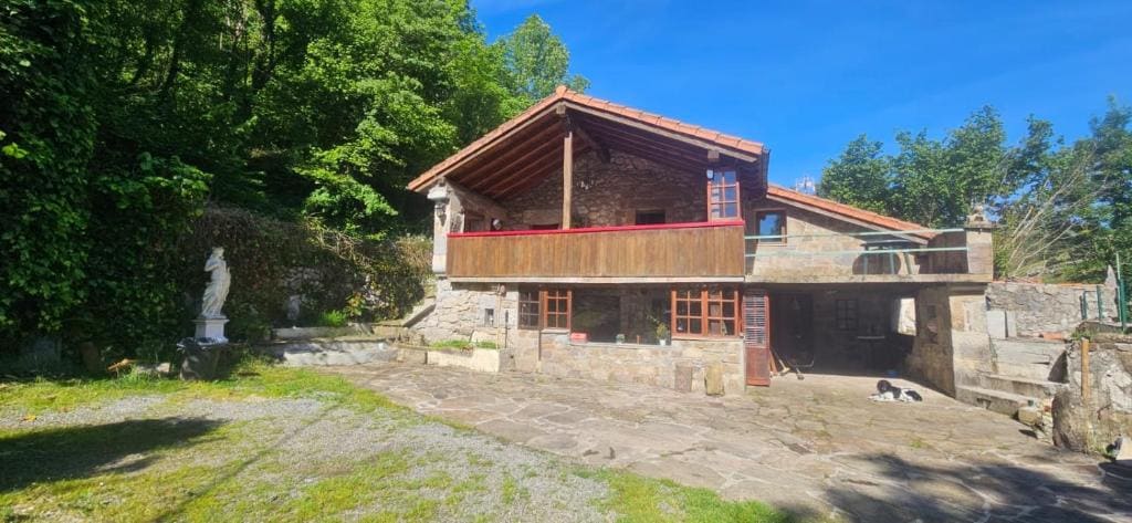 Finca la Vegacha casa tradicional pasiega — Vue 4