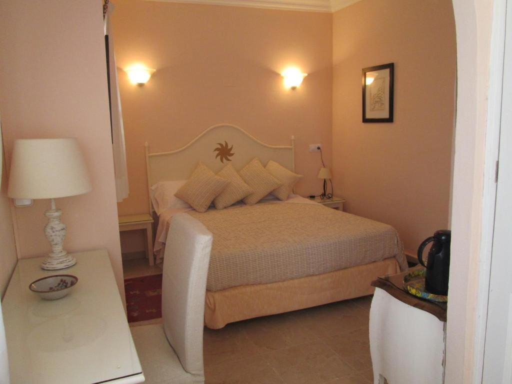 Fowlers Hotel - View 6