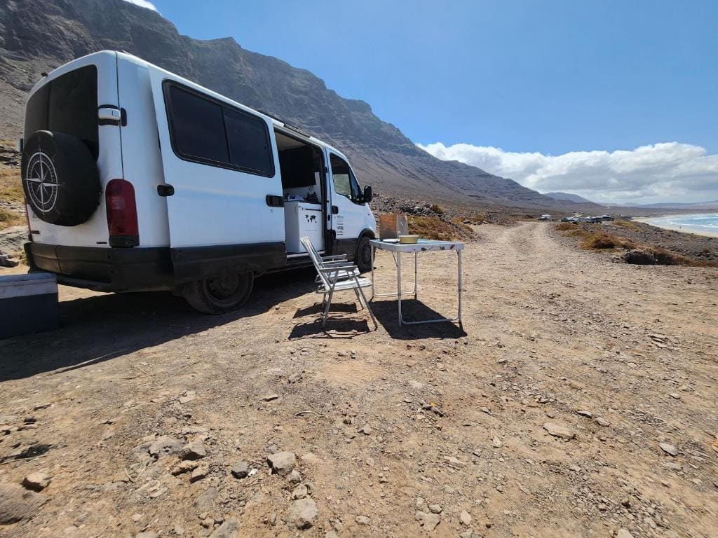 Furgoneta camper — Ansicht 2