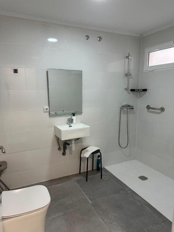 Apartamentos Benalua Alicante - Parking - View 4