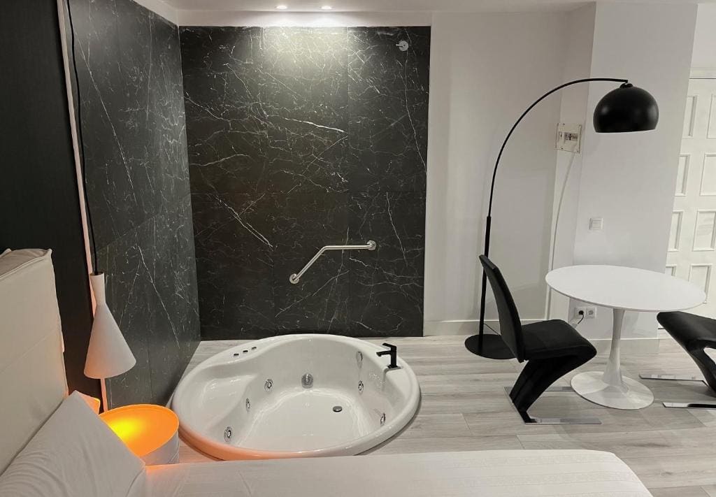 H. Pelayo Autocheck-In Suites con Jacuzzi - Main view