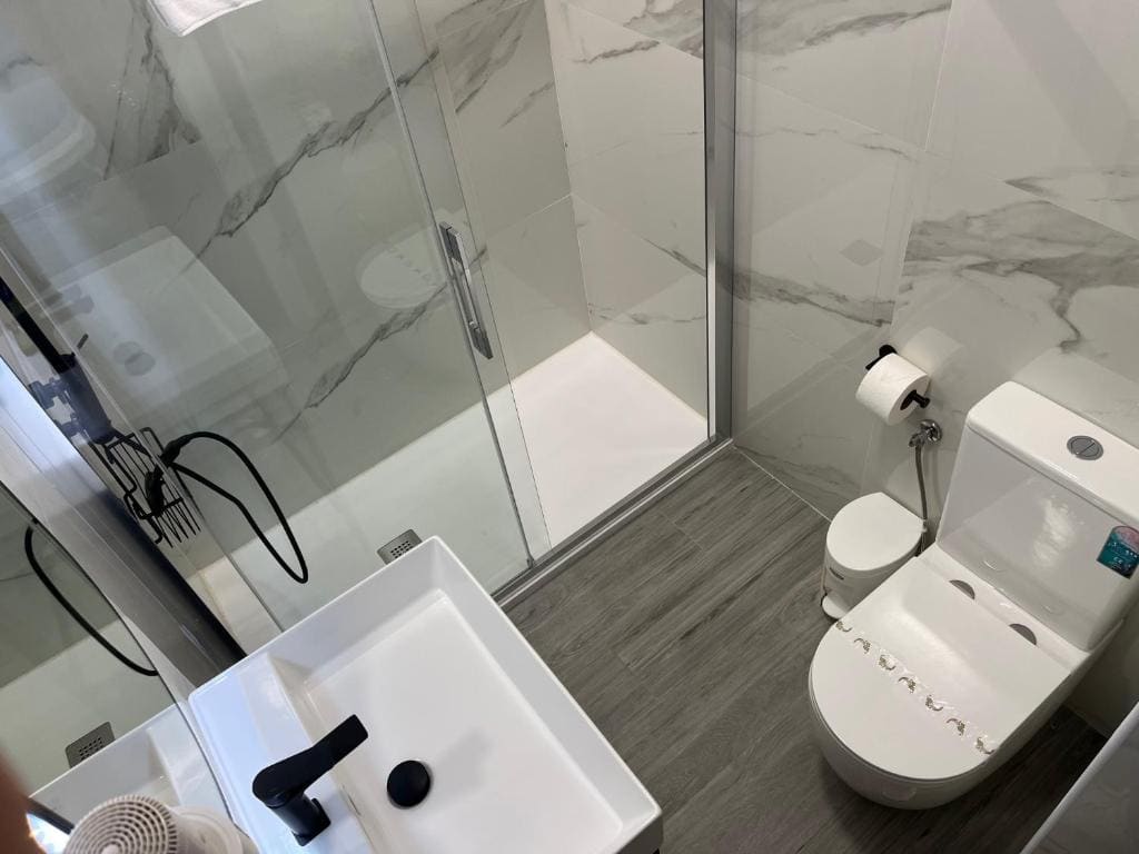 H. Pelayo Autocheck-In Suites con Jacuzzi - View 2