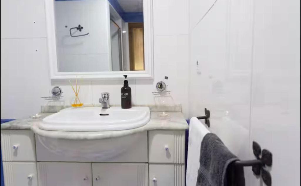 Habitación con baño compartido en Alicante 2 Agost - View 6