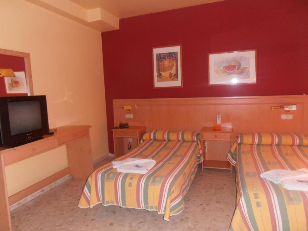 Hostal Carlos III - View 2