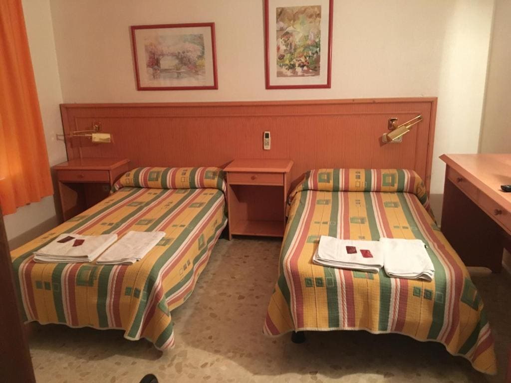 Hostal Carlos III - View 4