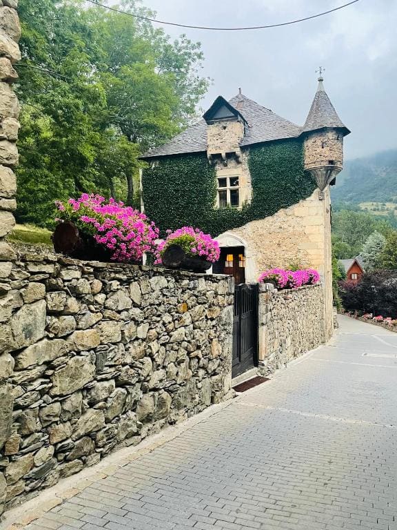 Hostal Escuils - View 5